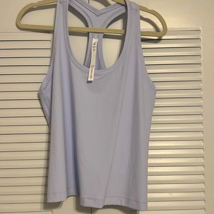 Lululemon top